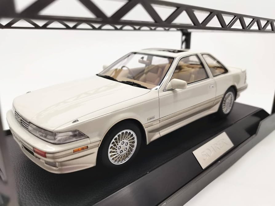 ソアラ ３.０GT 完成品 IG0364 1/43 Toyota Soarer 3.0 GT Limited (GZ10) White Two
